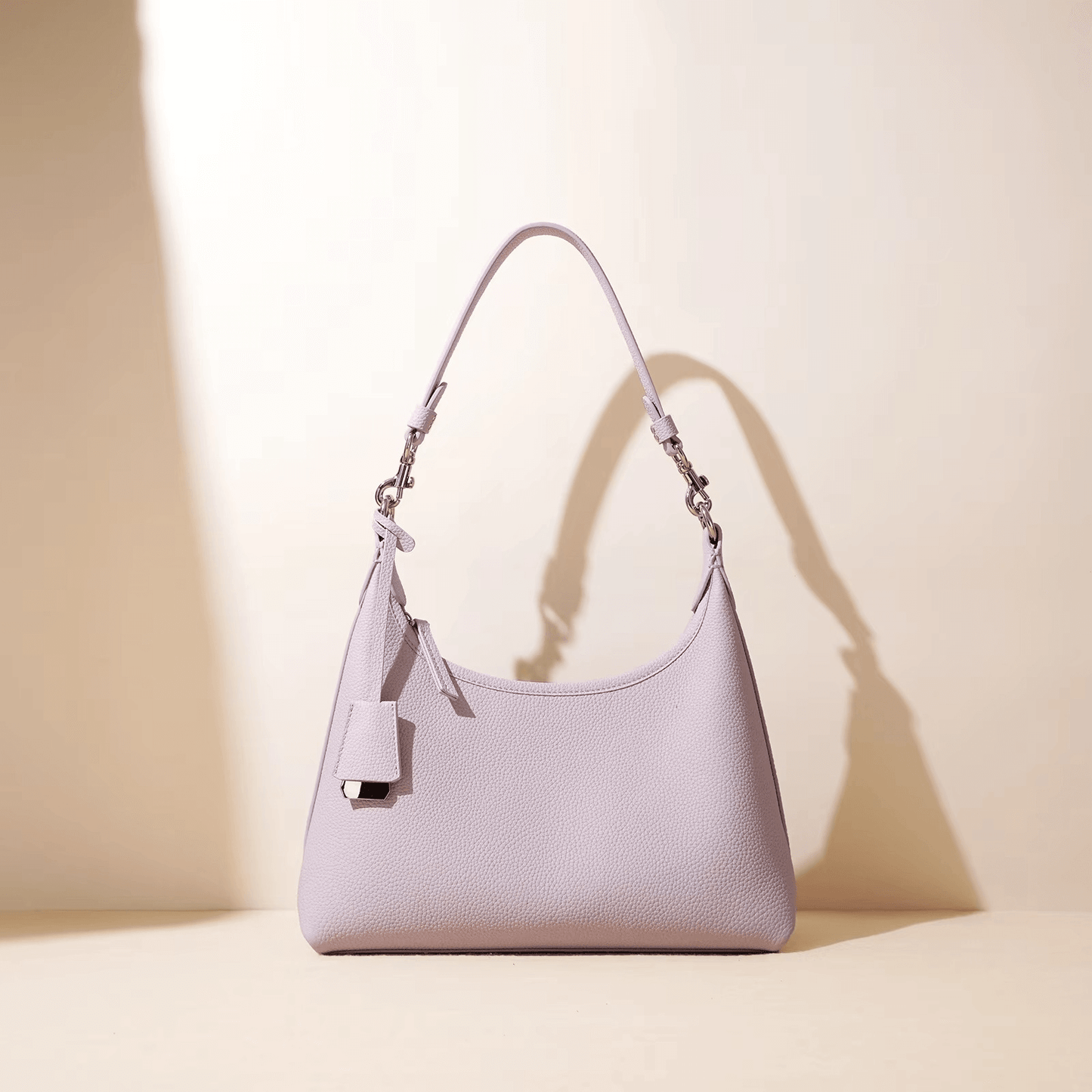Gentle Leather Shoulder Bag for Women – Stylish Everyday Handbag