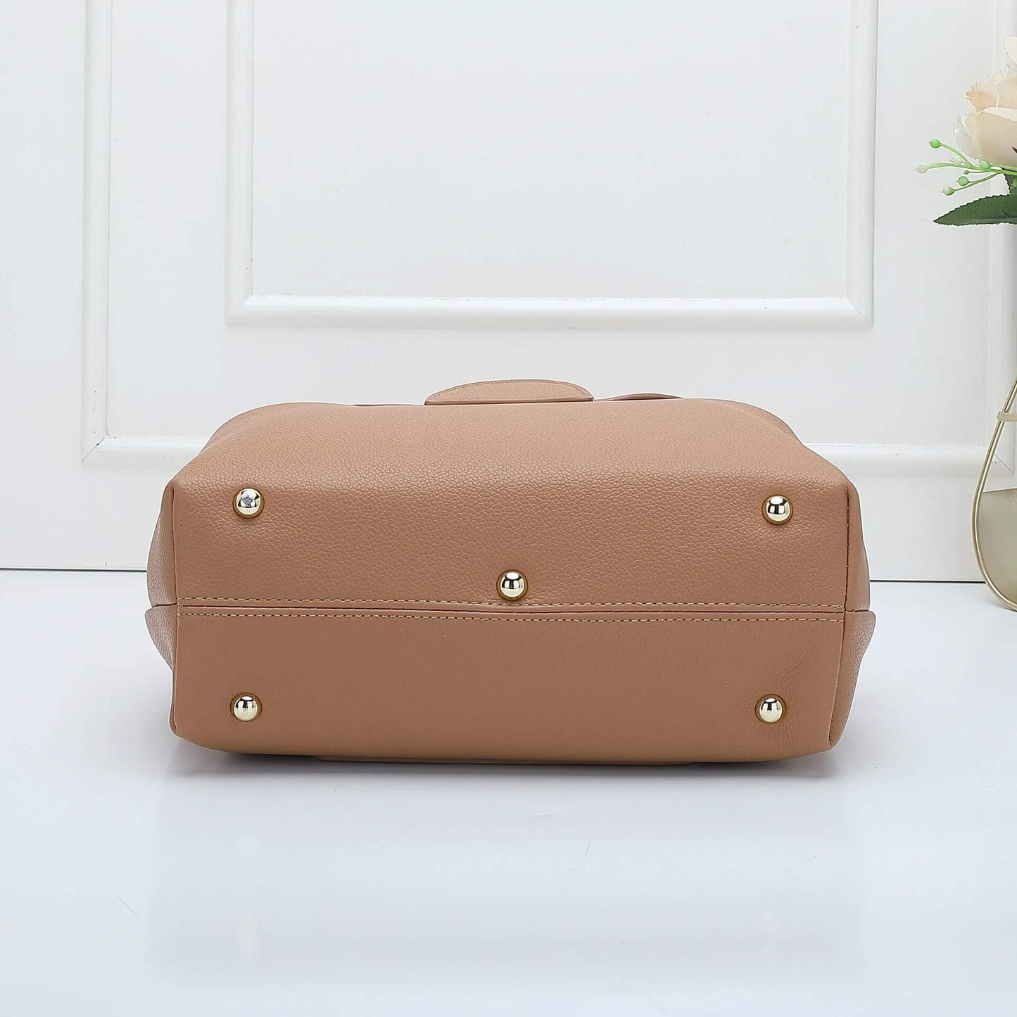 Luxury Small Tote Flap Handbags – Elegant & Practical UK