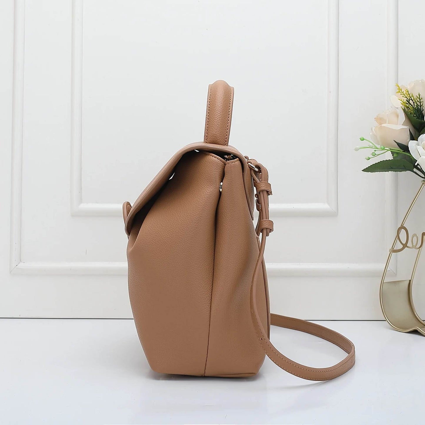 Luxury Small Tote Flap Handbags – Elegant & Practical UK