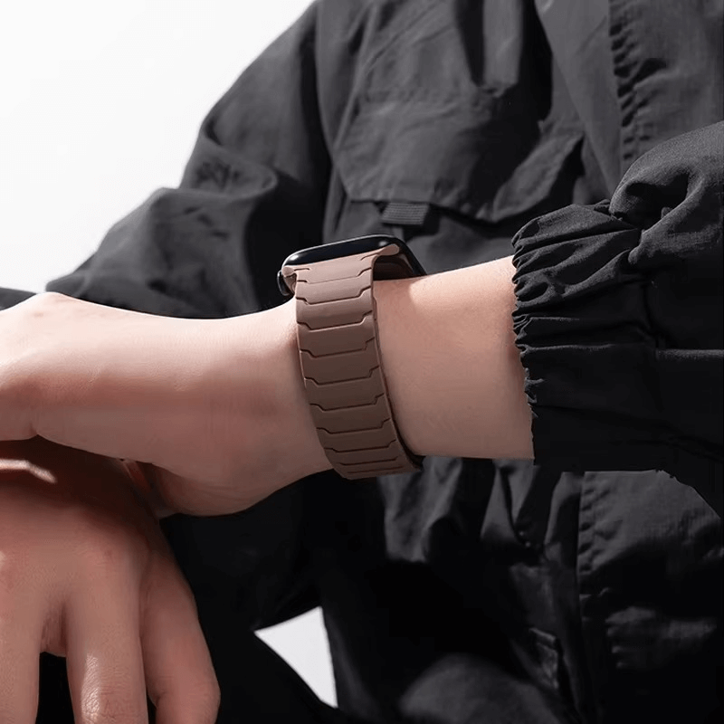 Apple Watch Ultra 2 Sporty Magnetic Silicone Strap - Pejayz