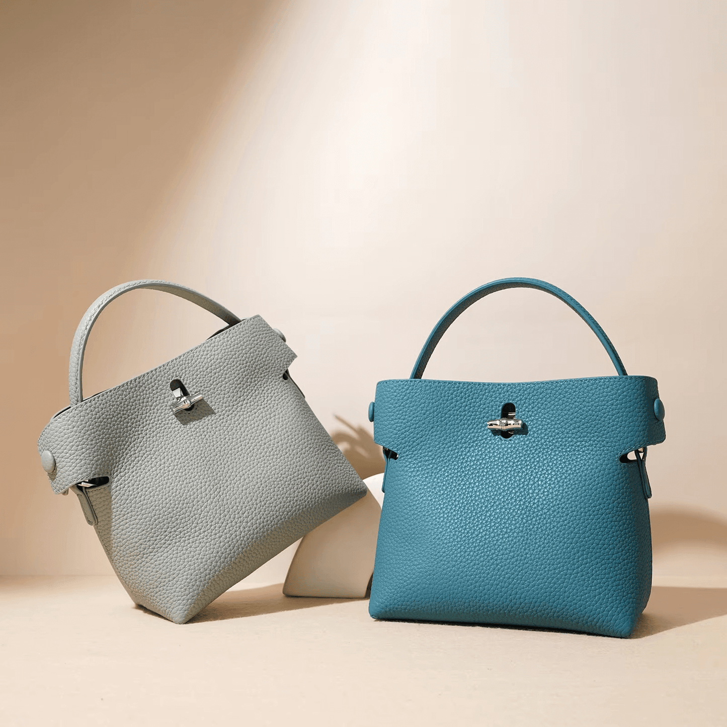 Minimalist Leather Tote Bag for Women – Everyday Handbag | Pejayz