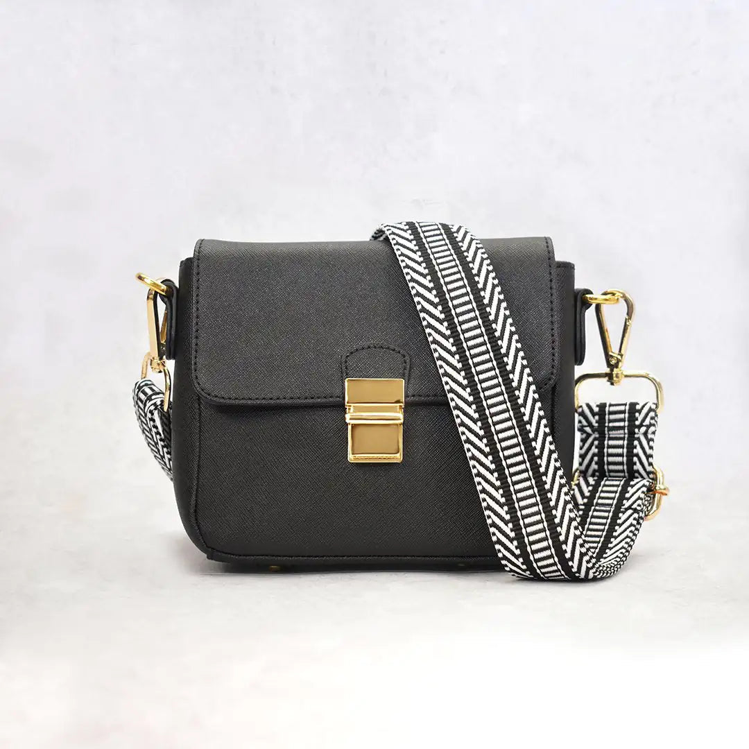 Tiny Leather Crossbody Bag - Pejayz