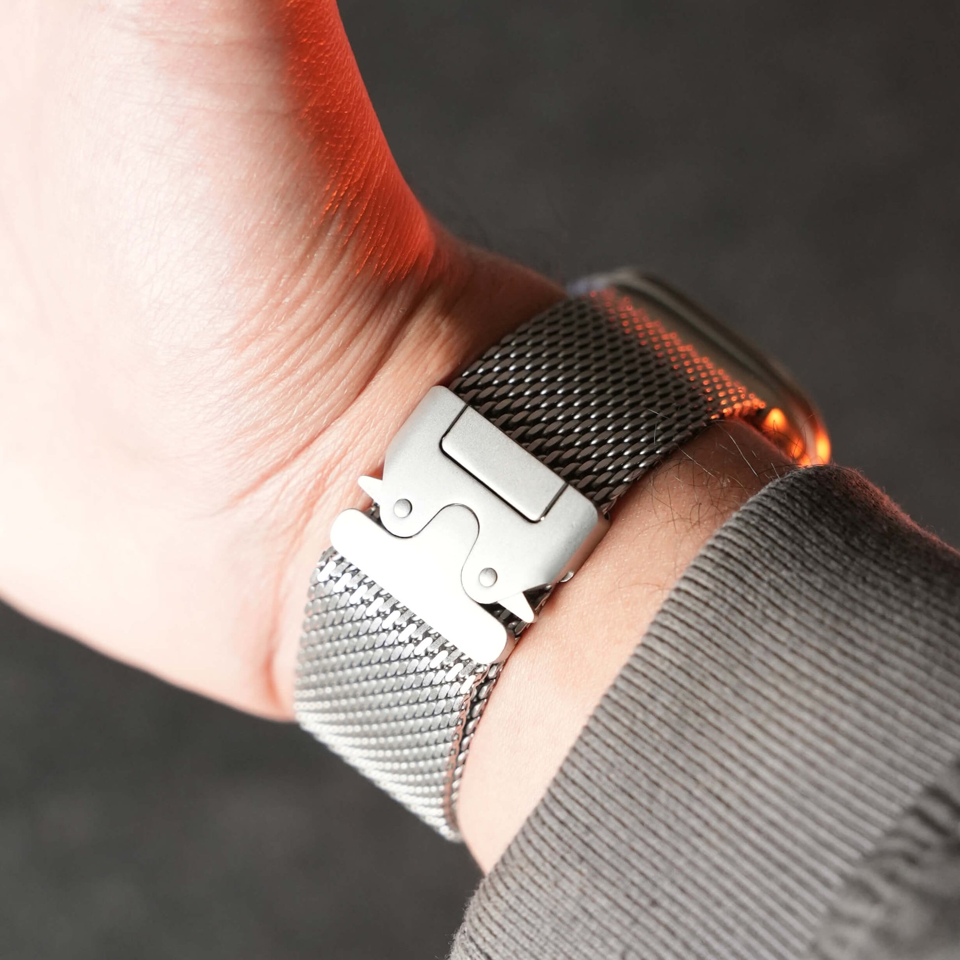 Milanese Loop Strap for Apple Watch Ultra 2 – Strong Mesh | Pejayz