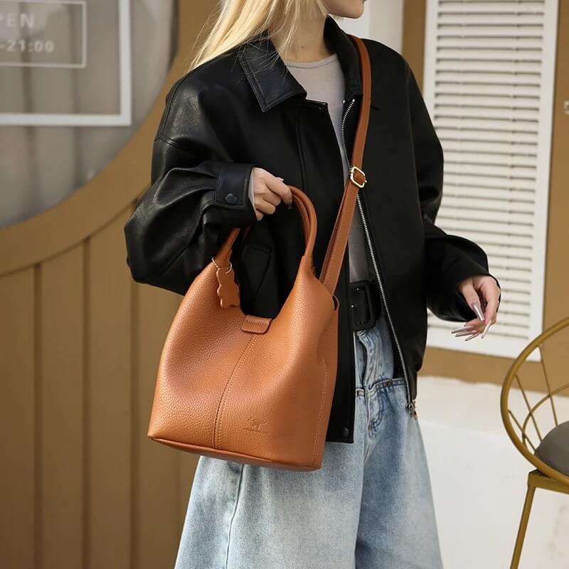 Premium Minimalist Leather Bucket Bag – Crossbody & Shoulder