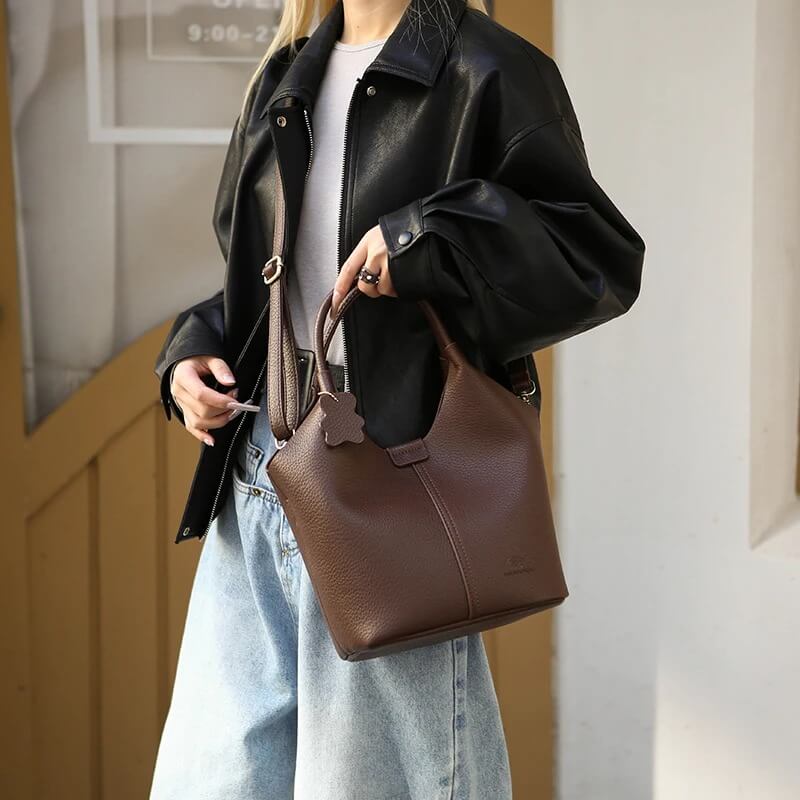 Premium Minimalist Leather Bucket Bag – Crossbody & Shoulder