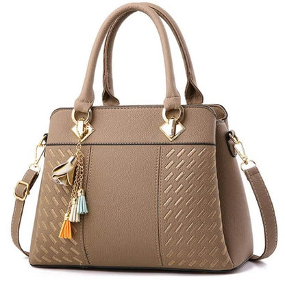Elegant Women's Handbags in UK – PU Leather Bags | Pejayz