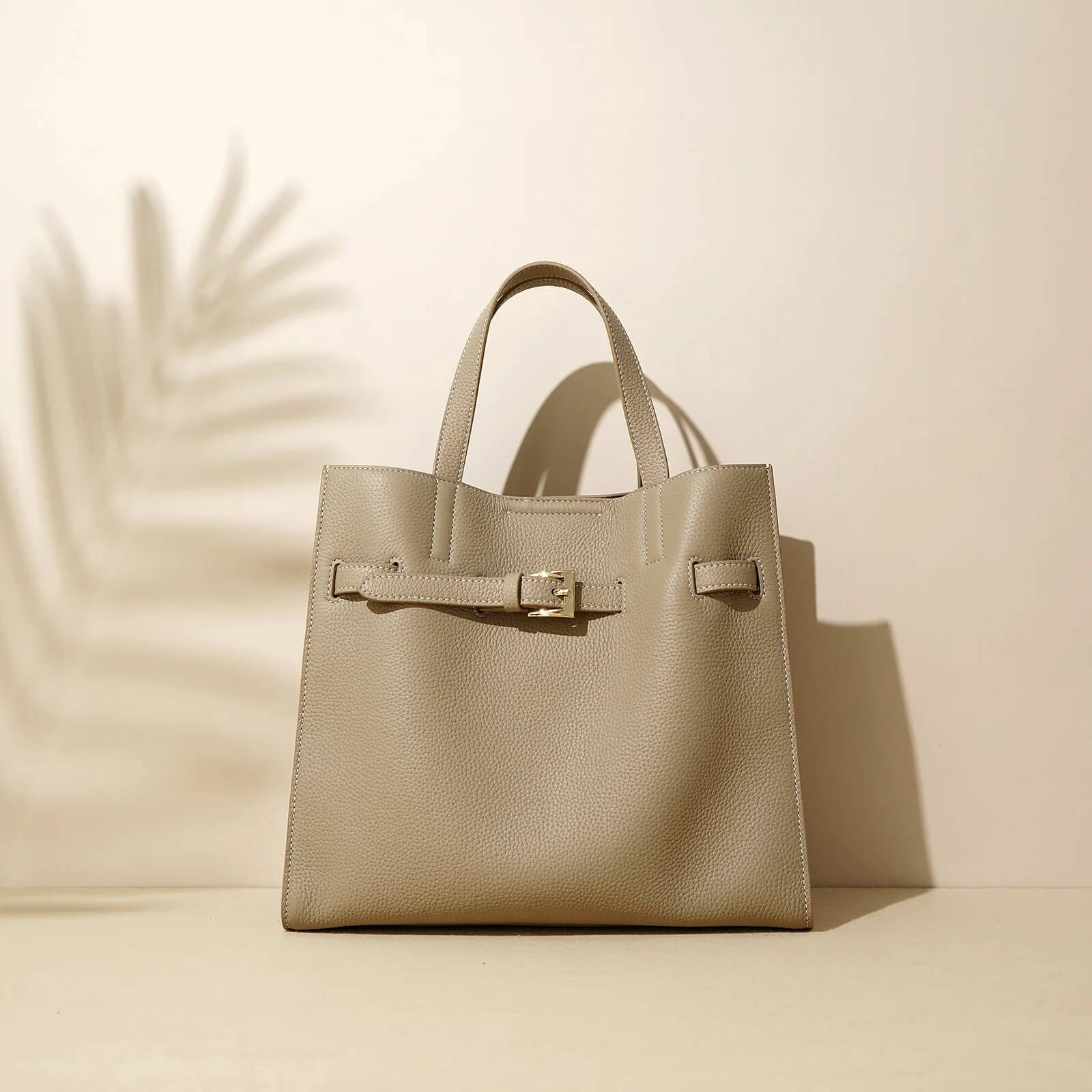 Genuine Leather Tote Bag UK – Large Capacity & Designer Chic